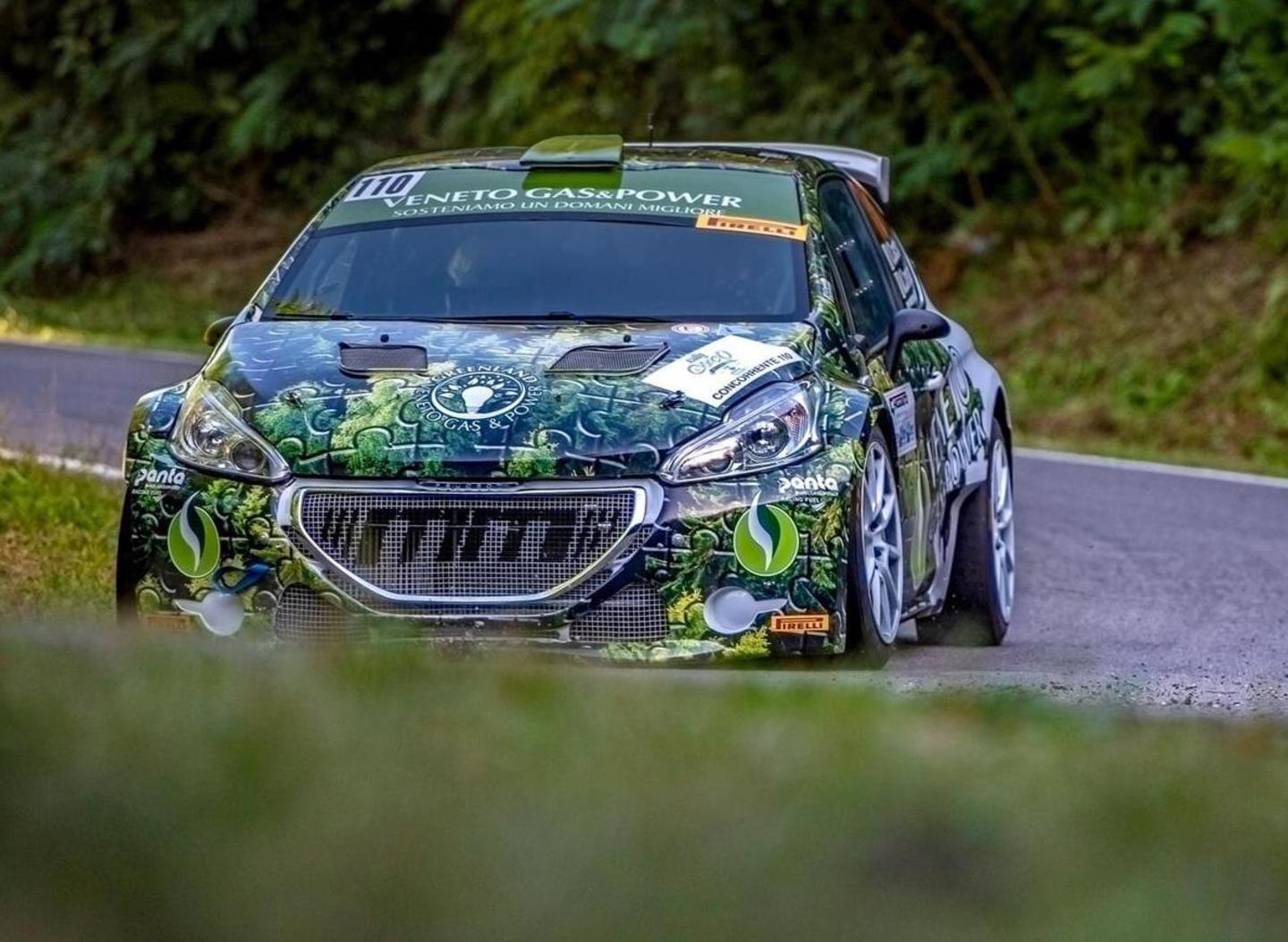 Fine settimana col debutto anche nel campionato Wrc per la squadra lucchese 