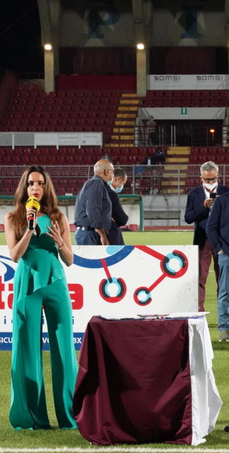 Sotto la luce dei riflettori stavolta vanno basket, volley, arti marziali e atletica 
