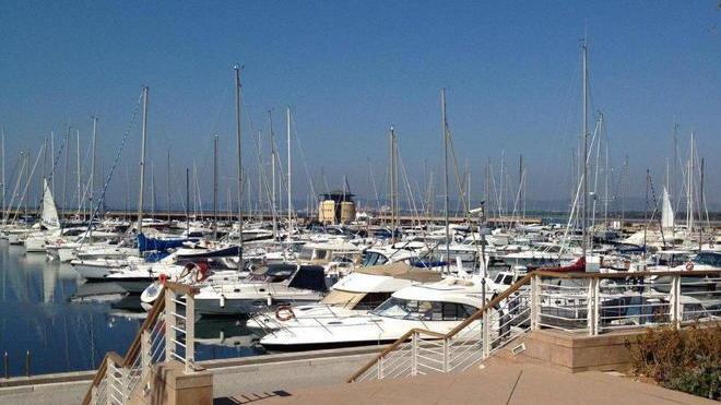 Porto di Scarlino, nove esuberi