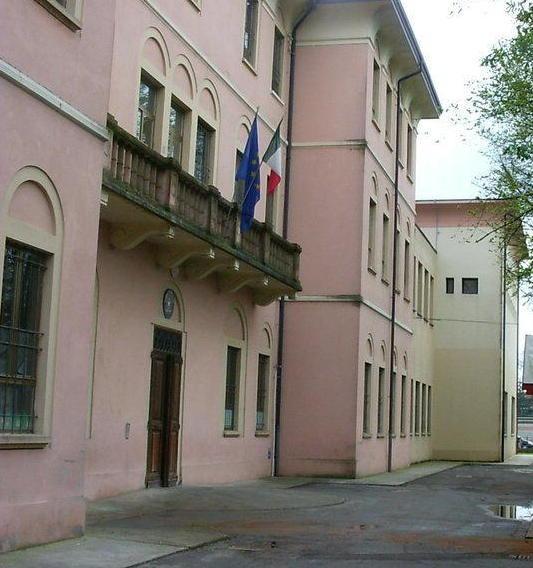 «I nuovi ambulatori alle ex scuole o altrove? Tocca all’Asl decidere» 