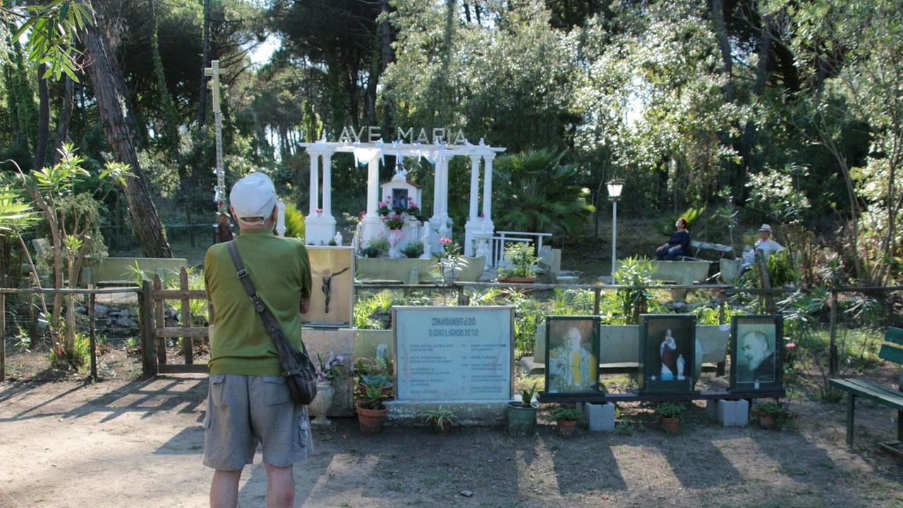 Viareggio, recuperato il tabernacolo dedicato alla Madonna
