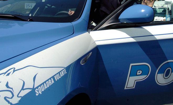 Minaccia padre e devasta circolo La folle serata di un trentenne 