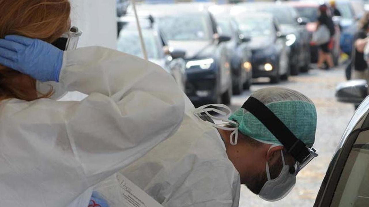 24 nuovi casi in un giorno 11 sono a Carrara Ma non ci sono decessi