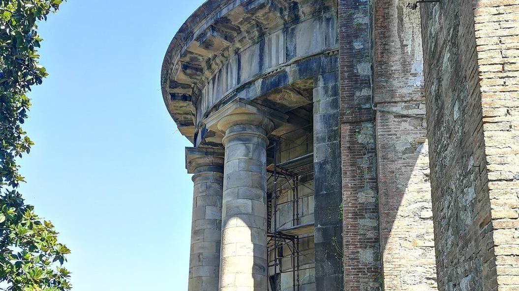 Tempietto del Nottolini Da Coop 100.000 euro per i lavori di restauro