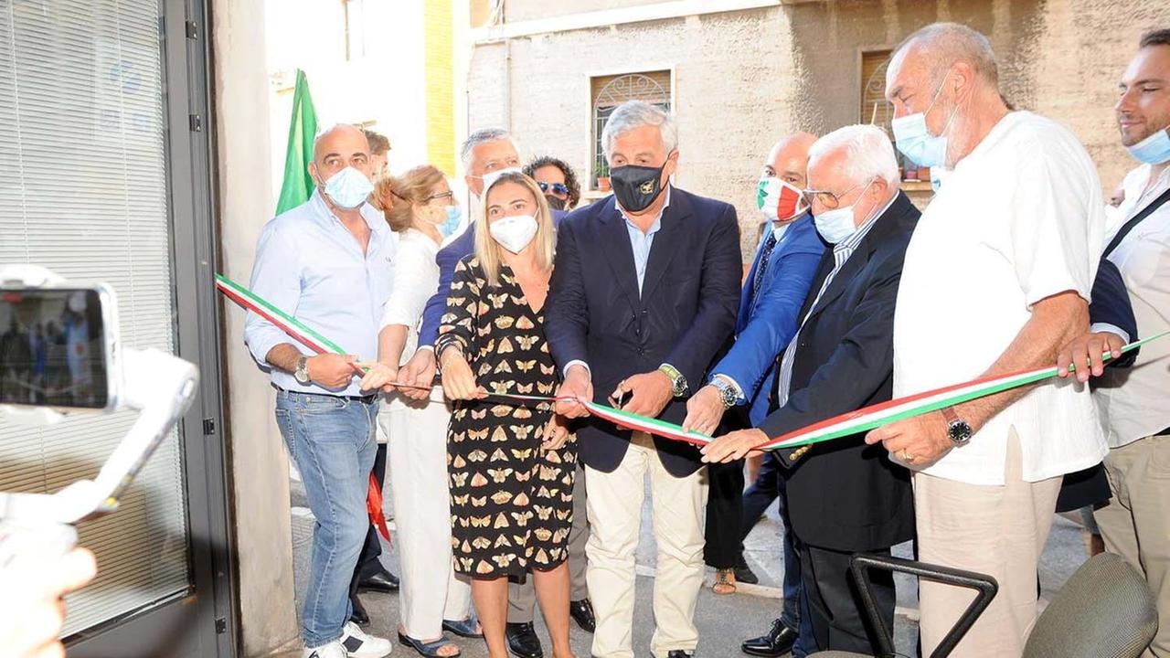 Tajani in città per inaugurare la nuova sede di Forza Italia