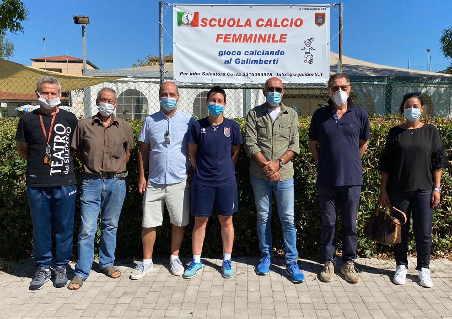 Piccole calciatrici crescono sul prato del Galimberti 