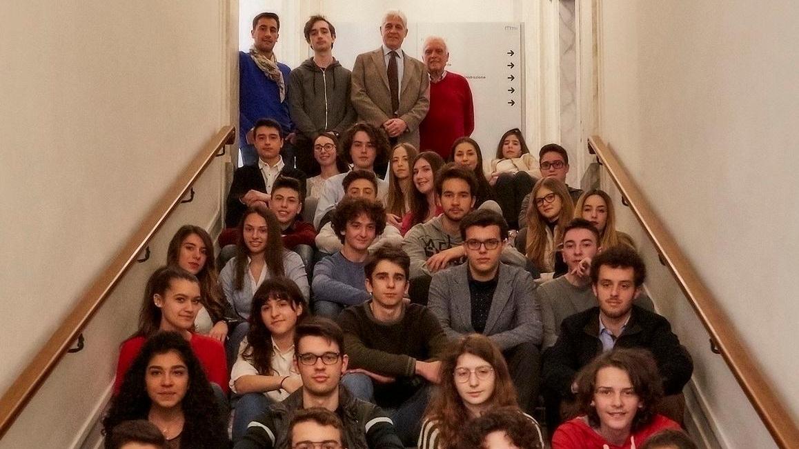 “Giovani per la scienza” cerca undici nuovi super studenti