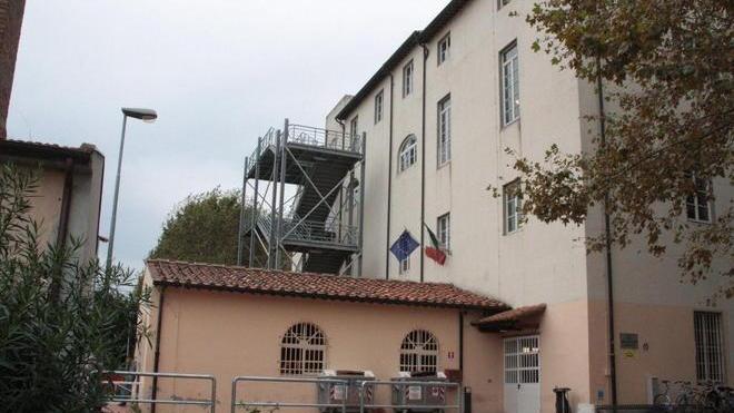 Un altro prof sospeso «Puniti in quanto sindacalisti di base»