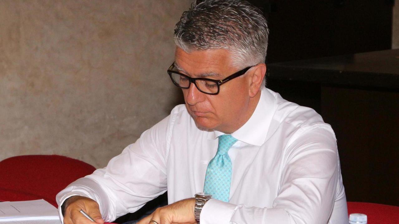 Malore per il senatore Mallegni ad Aulla in campagna elettorale: "solo stanchezza"