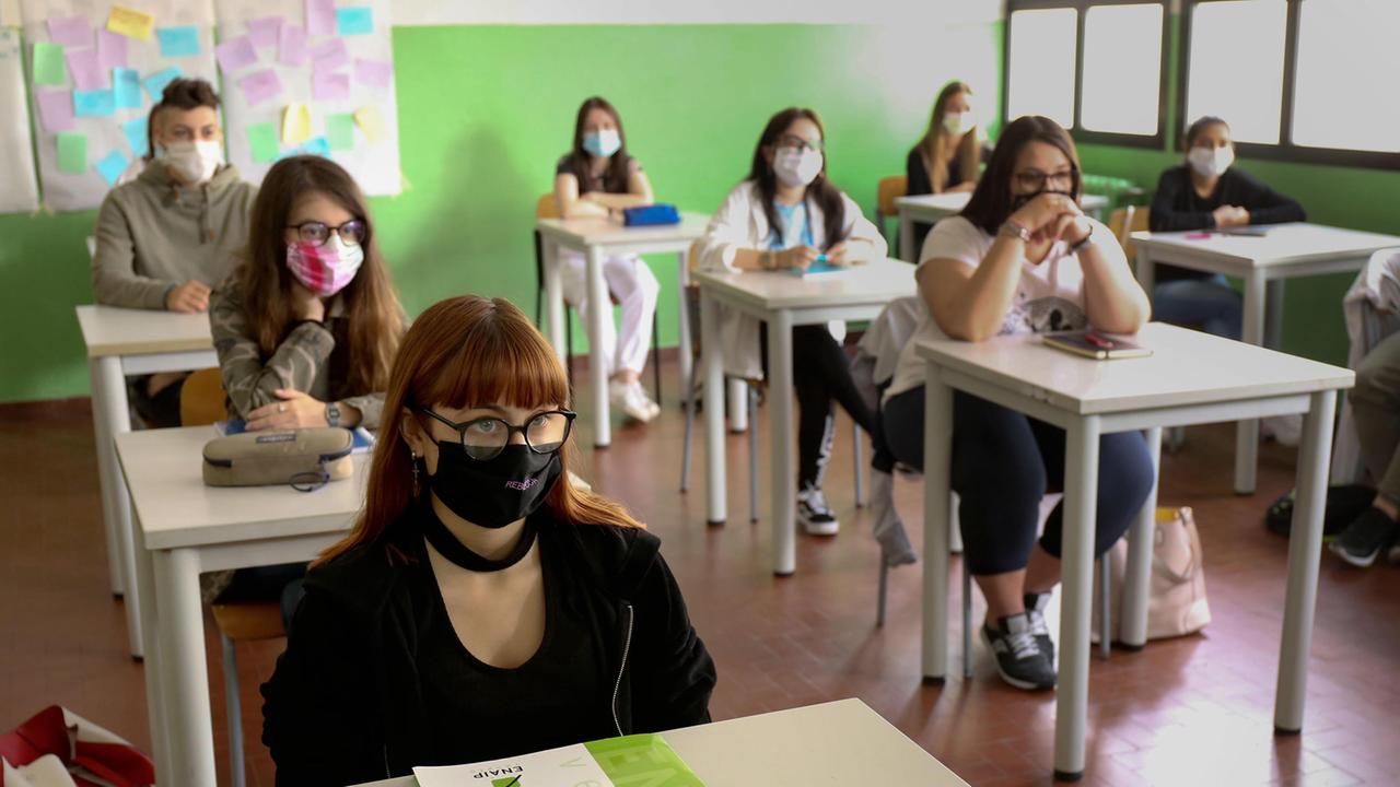 Cambiano i dirigenti scolastici a Massarosa e Pietrasanta