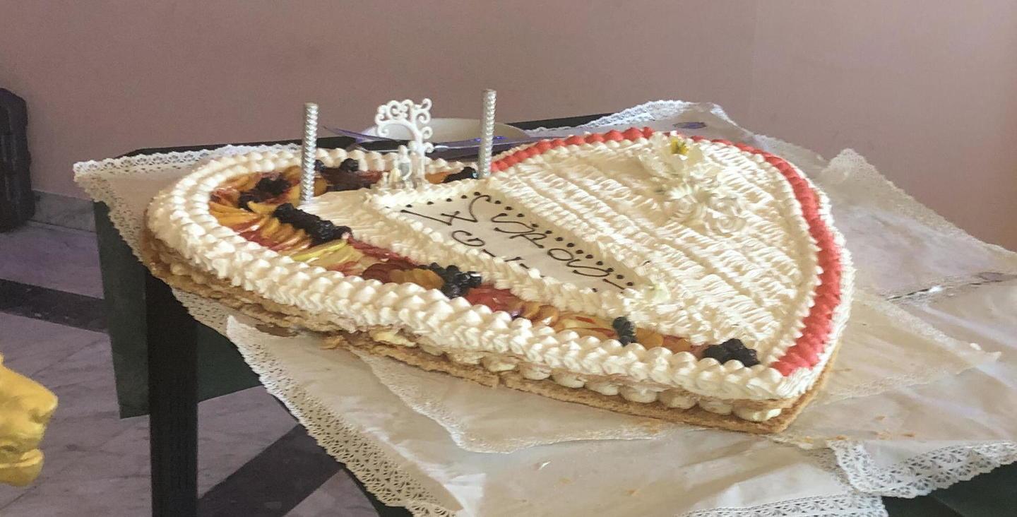La tragedia non ferma la festa di matrimonio 