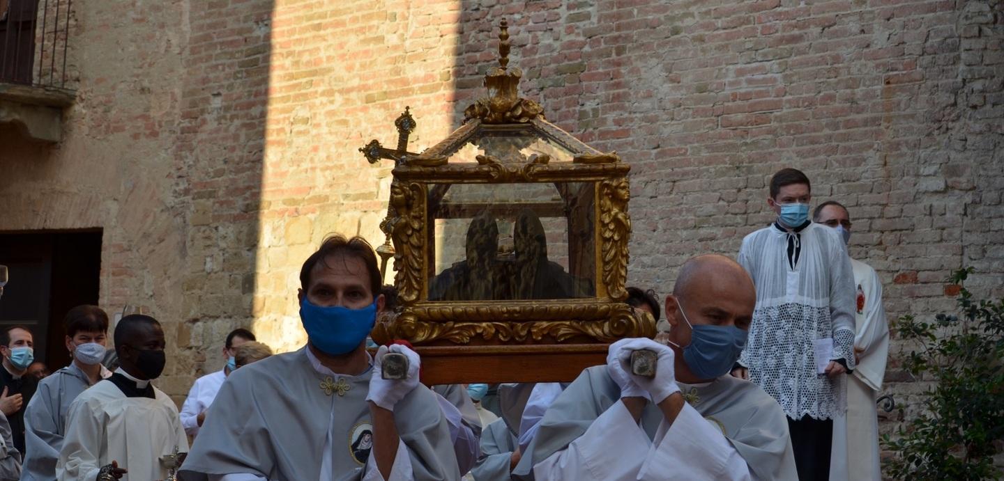 Oltre 300 persone alla processione per Beata Giulia 