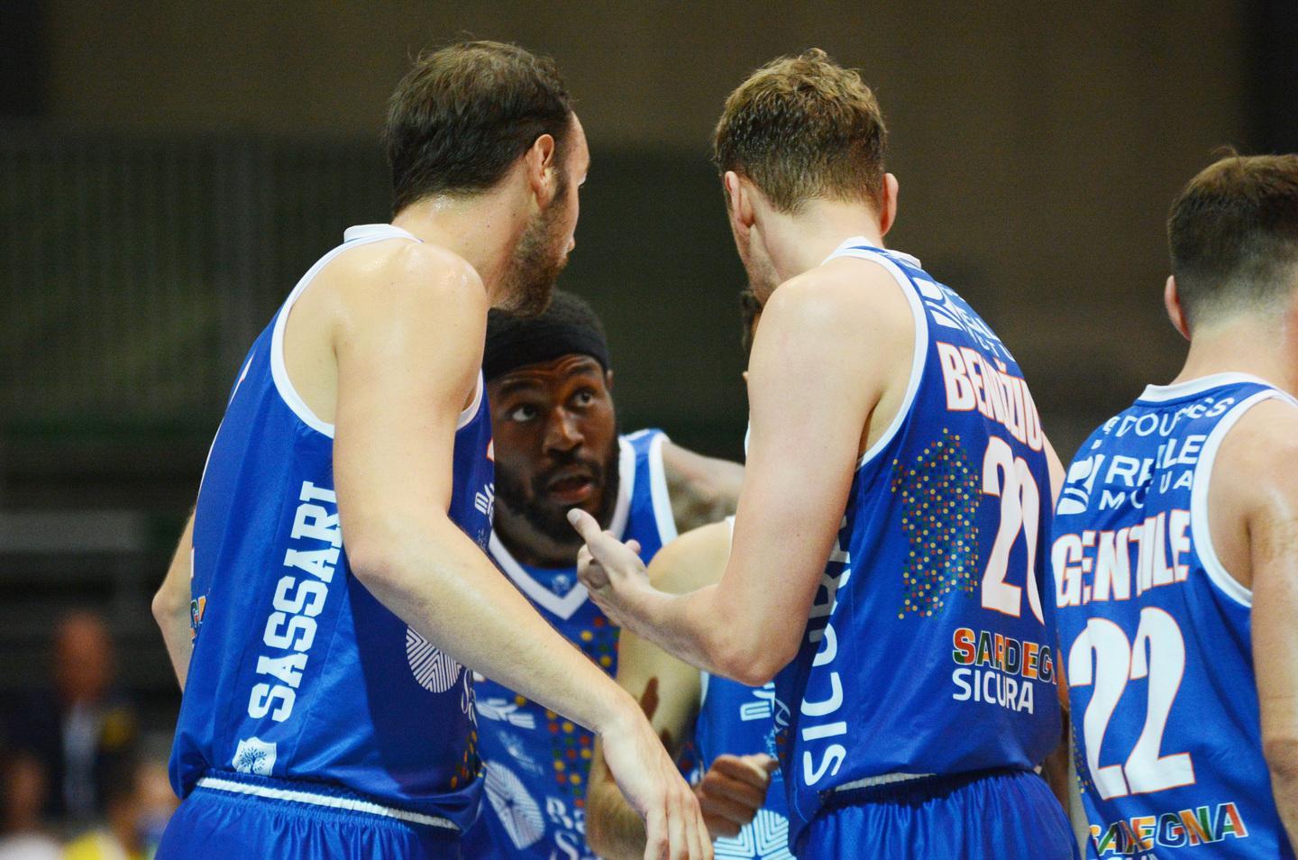 La Dinamo cerca il tris contro l’incognita Brindisi 