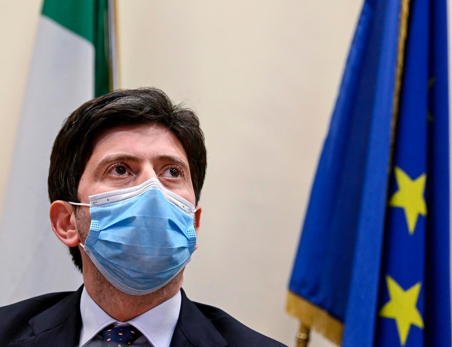 Cura anti-Covid, 50 milioni a Siena: farmaco con gli anticorpi dei guariti 