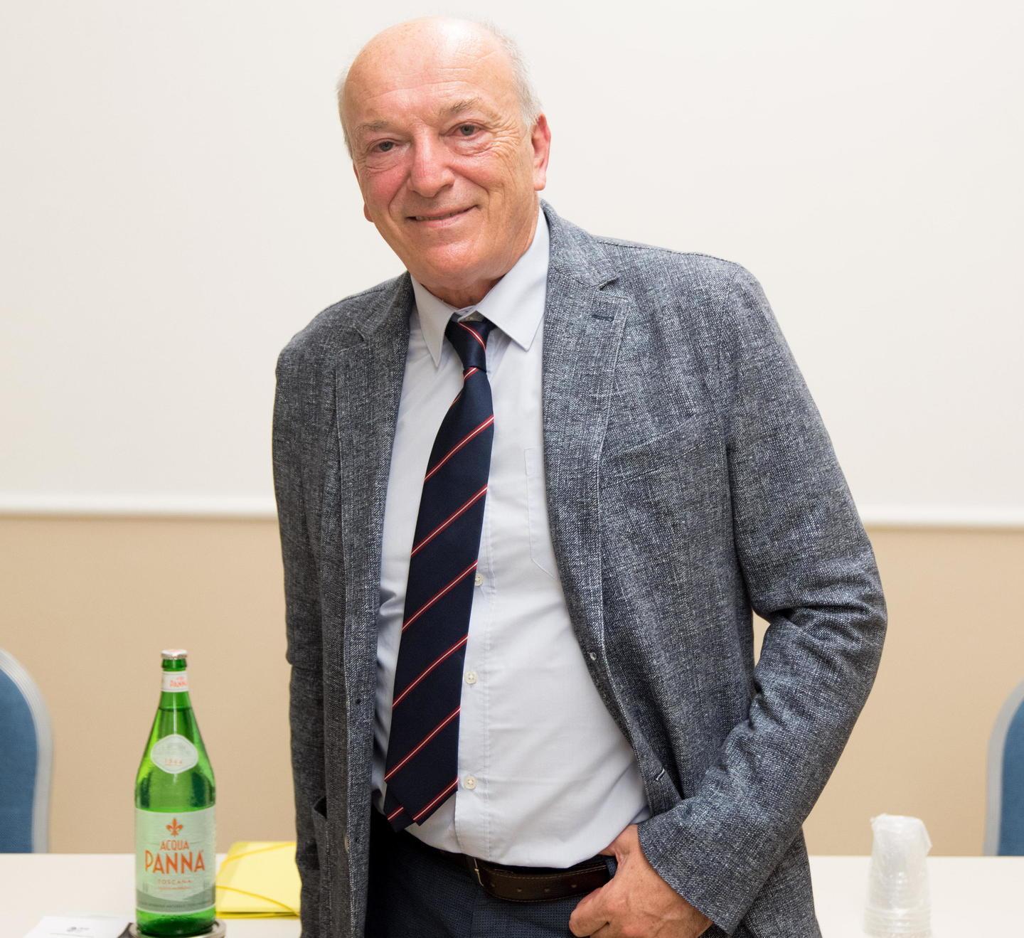 Trivella, il “camice verde” che scuote la sanità rossa 