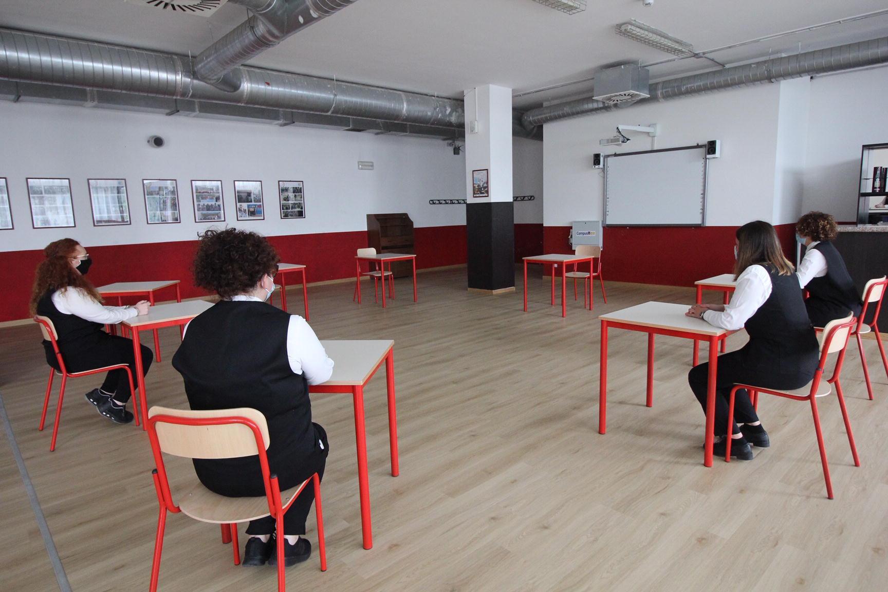 L'aula predisposta al Datini per la maturità
