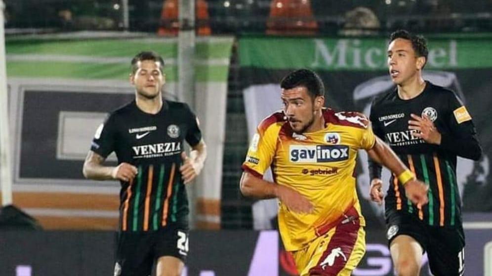 Rivoluzione Livorno: via Di Gennaro e Gasbarro, Bussaglia e Gemignani già con la squadra
