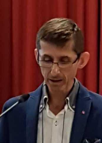 Una cittadella studentesca per fermare la fuga dalle scuole