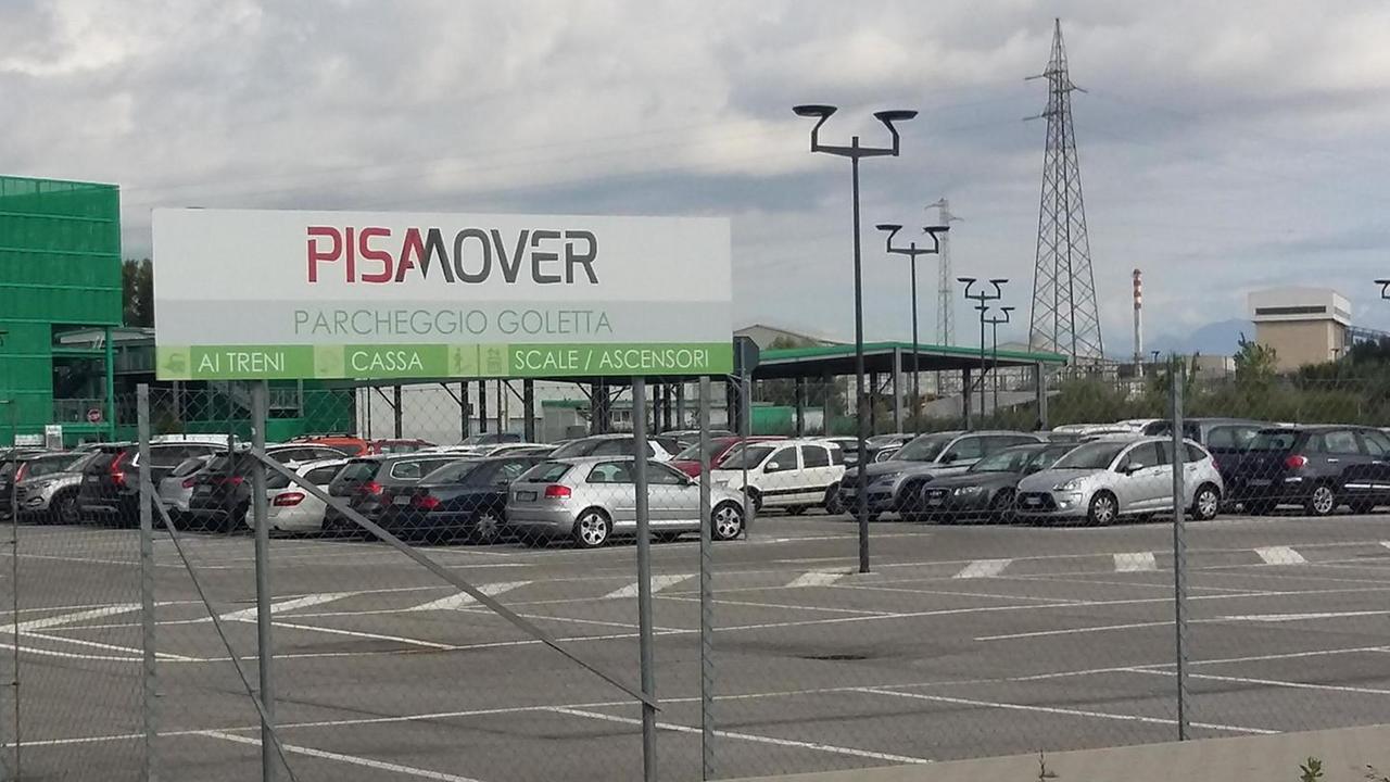 Pisamover, eppur (qualcosa) si muove: in aumento le automobili nei parcheggi