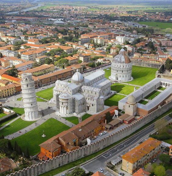 Riflettori su Piazza dei Miracoli, ecco il calendario della B 