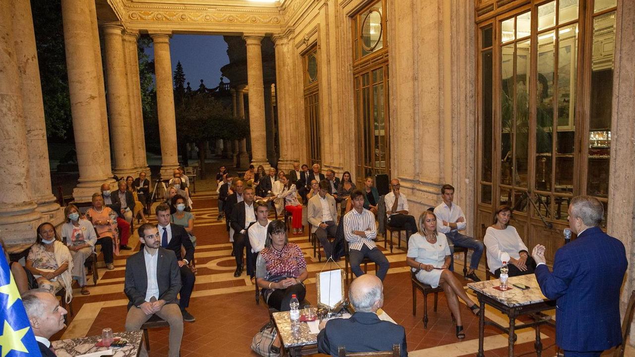 La sfida dei giornali locali nell’era dei social media