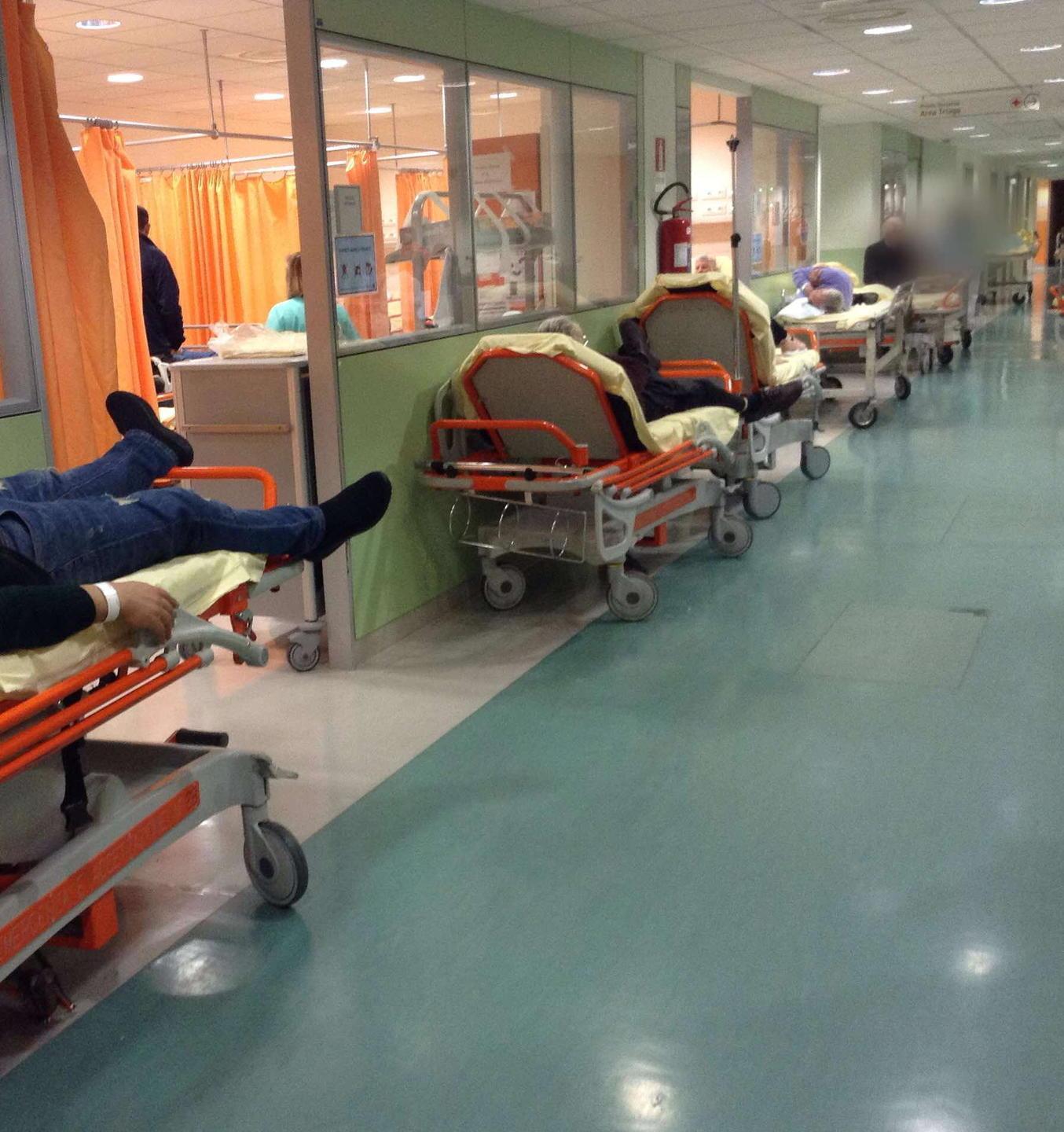 Morto al pronto soccorso: due ex vigilanti alla sbarra