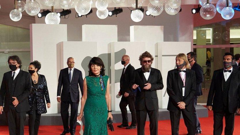 Il premio Siae alla Sgarbi per il talento creativo