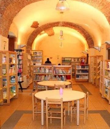 Biblioteca, arrivano i fondi per i libri 