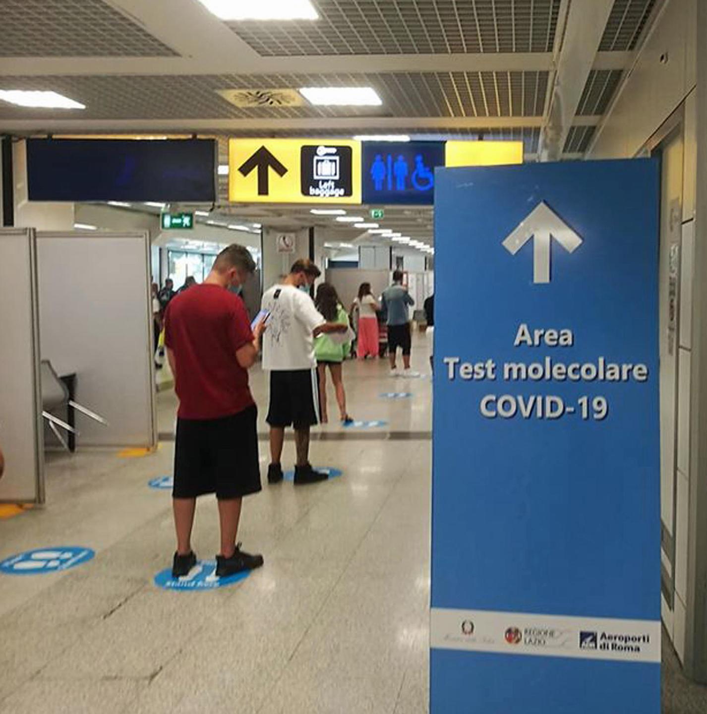 Solinas rilancia la sua idea: nell’isola si entra con il test 