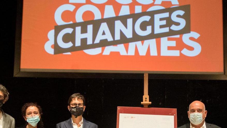 La nuova pelle di Lucca Comics: meno gente, dirette tv e... teatro