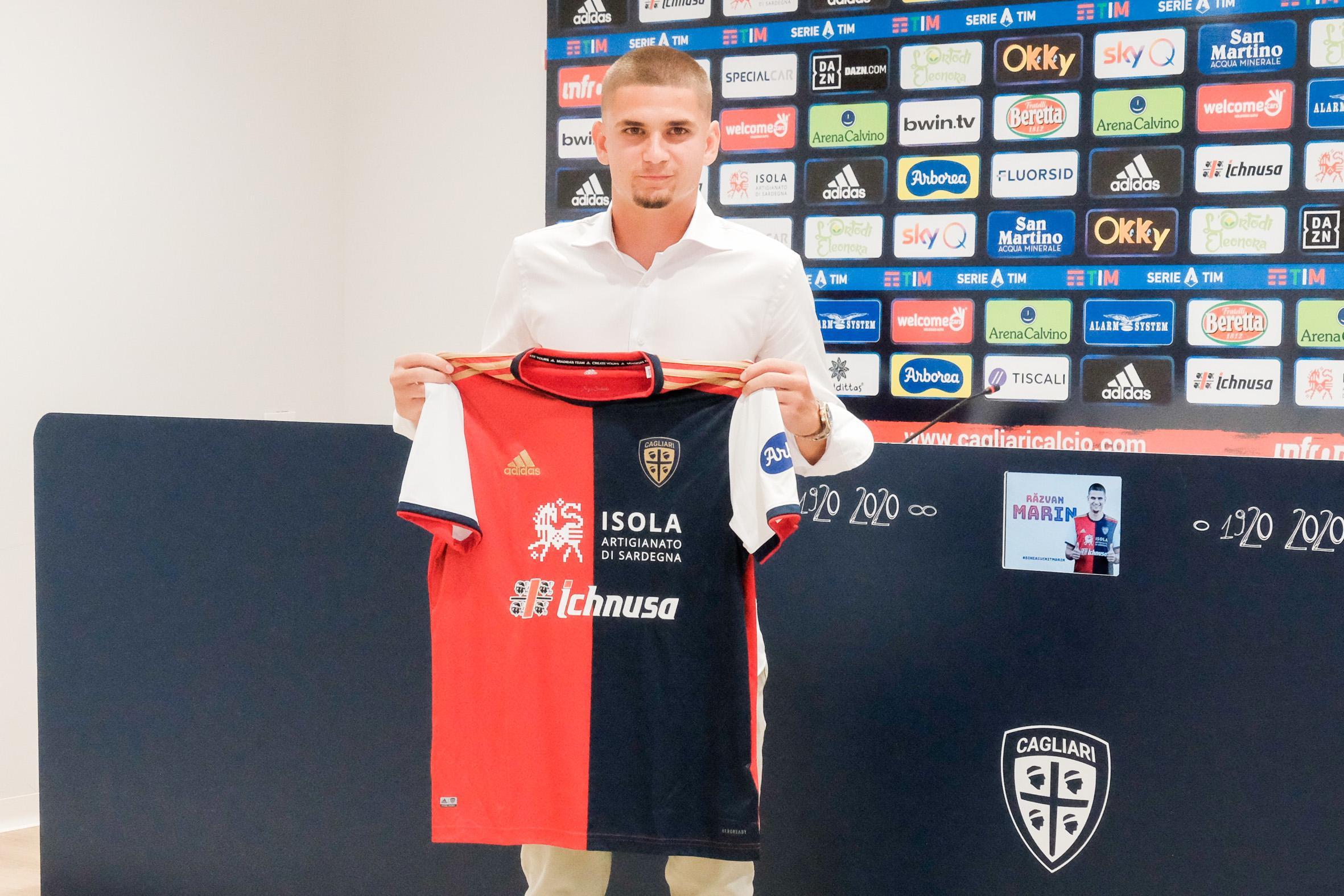 Il romeno Marin nuovo centrocampista del Cagliari (foto mario rosas)