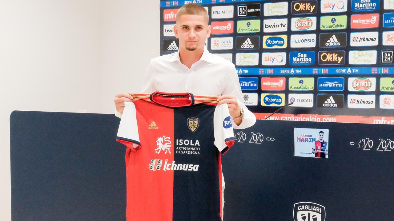 Il romeno Marin nuovo centrocampista del Cagliari (foto mario rosas)