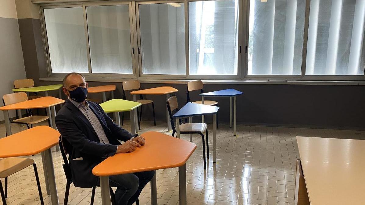 Lavori al fotofinish nei locali delle superiori