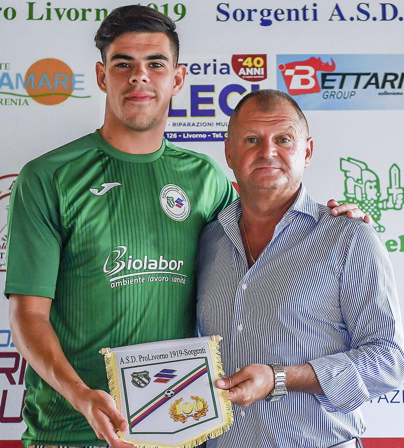 Baby Lucarelli alla Pro Livorno «Babbo Cristiano ha detto sì» 