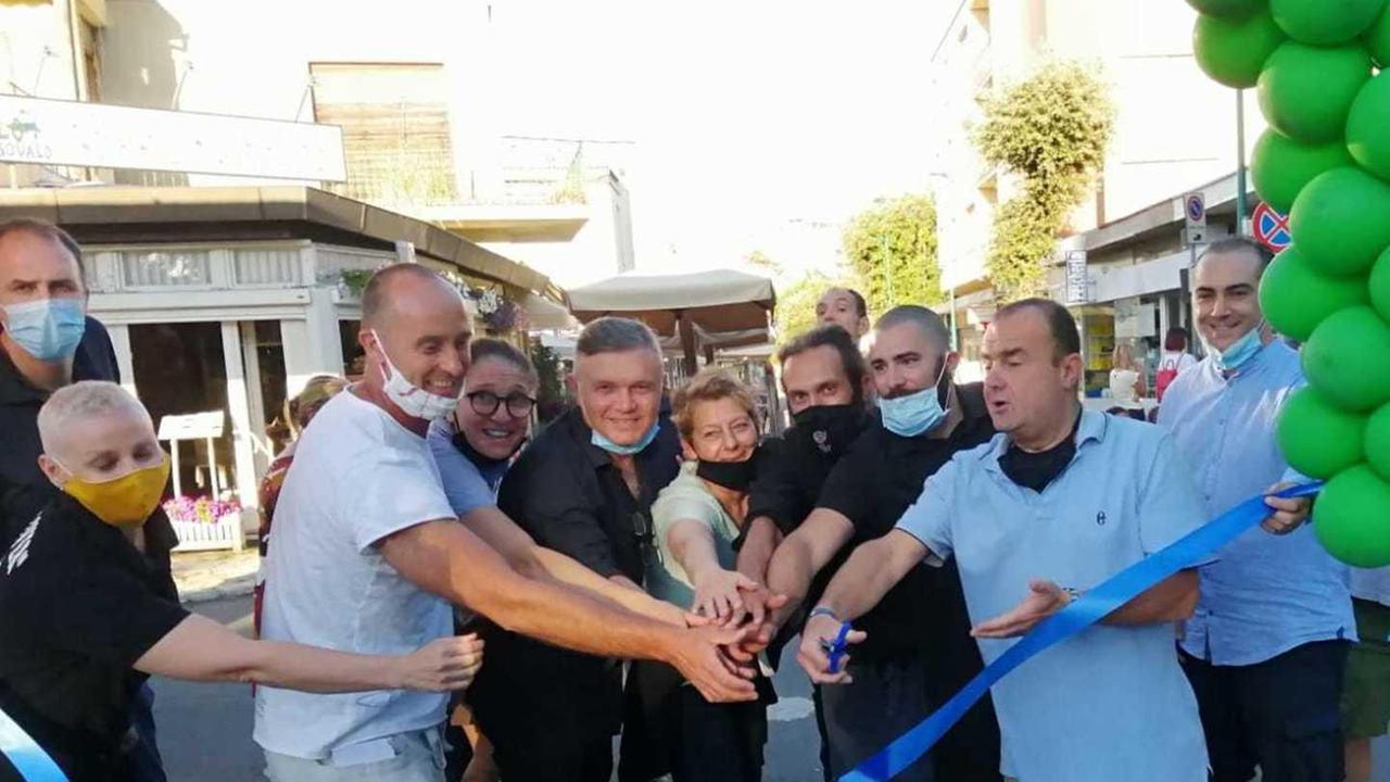 Via delle Rose chiusa al traffico tutte le sere fino al 30 settembre