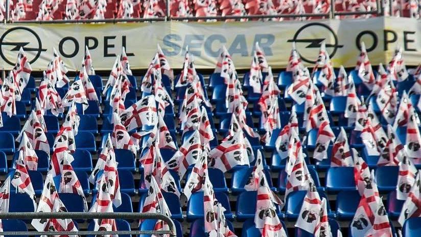Domani la Sardegna Arena riapre i cancelli mille tifosi per l’amichevole con la Roma