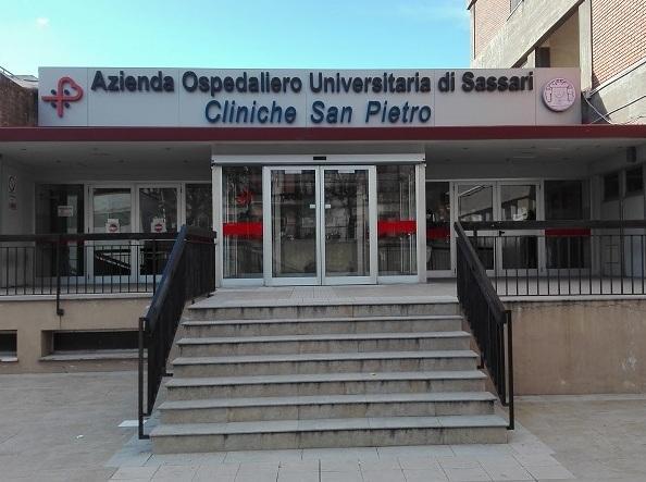 Cade durante la gastroscopia indagati medico e infermiera