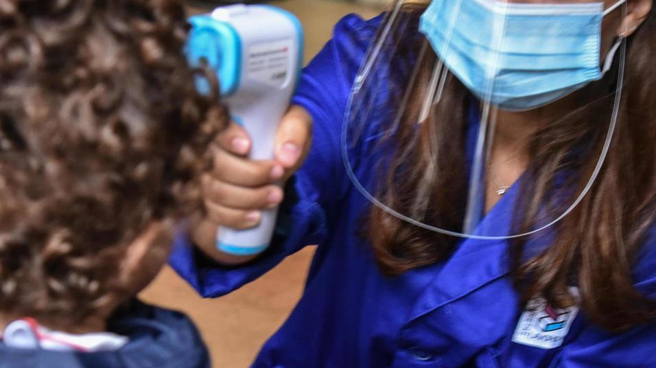 Ritorno a scuola: a Monterotondo palazzetto chiuso, a Manciano in bus con certificazione