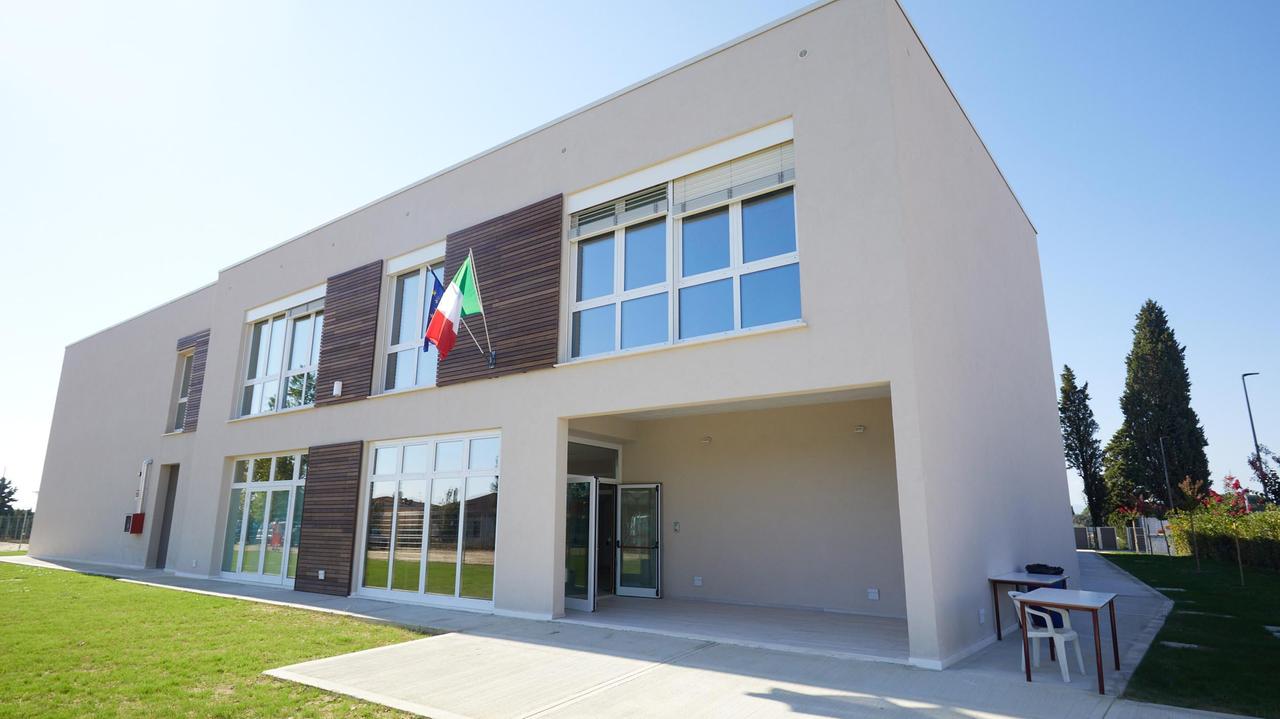 La nuova scuola primaria di Cerreto Guidi (foto Carlo Sestini)