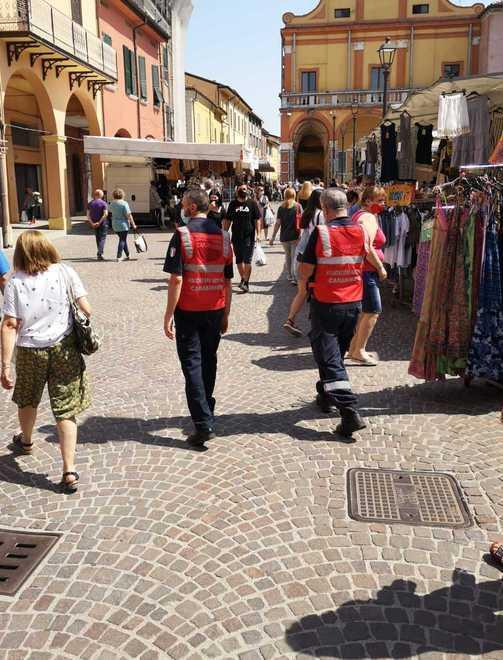 Domani arriva in piazza il mercatino più chic