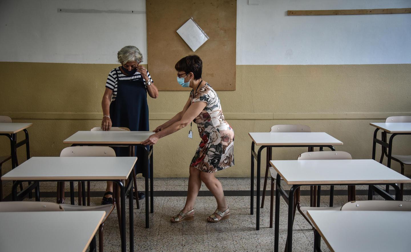 Coronavirus, test sierologici per i docenti, Ats in campo: li facciamo noi 