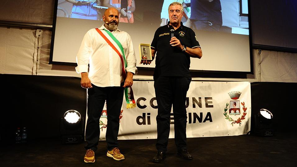Il Comune premia Borrelli, volontari e operatori sanitari: «Grazie a chi è stato in prima linea»