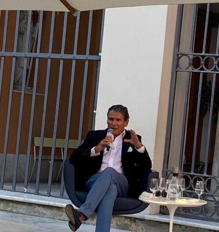 Allarme melanomi: nel 2020 siamo già a 500. Il primario: «Epidemia tumorale» 