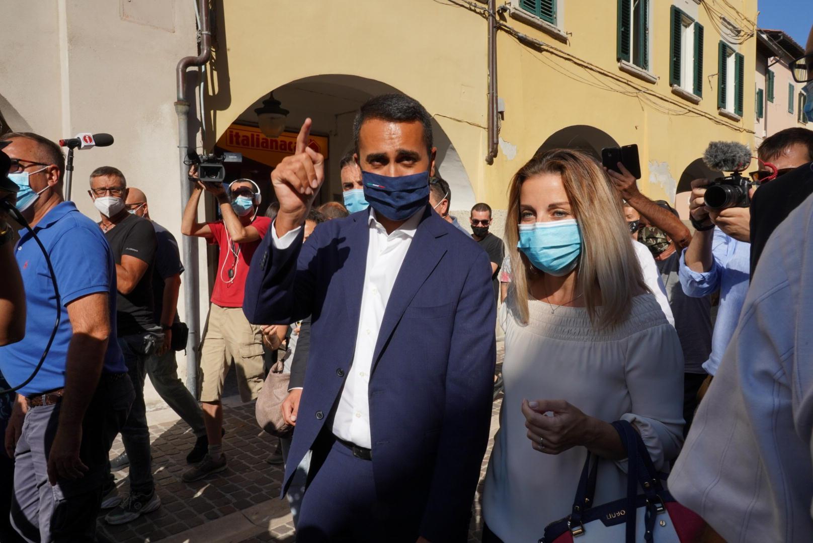 Di Maio e la desistenza in Toscana sulle Regionali. I militanti: "Ma chi si deve votare?"