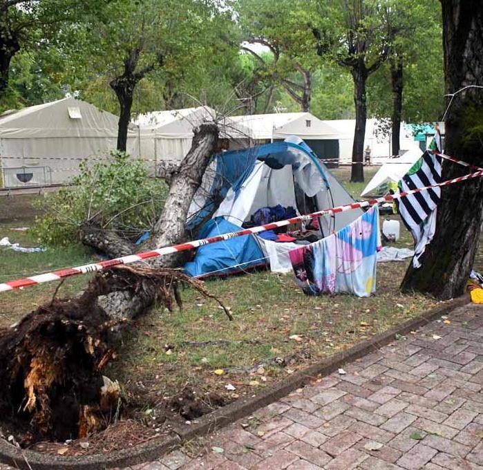 Chiuso il camping dove morirono le sorelle 