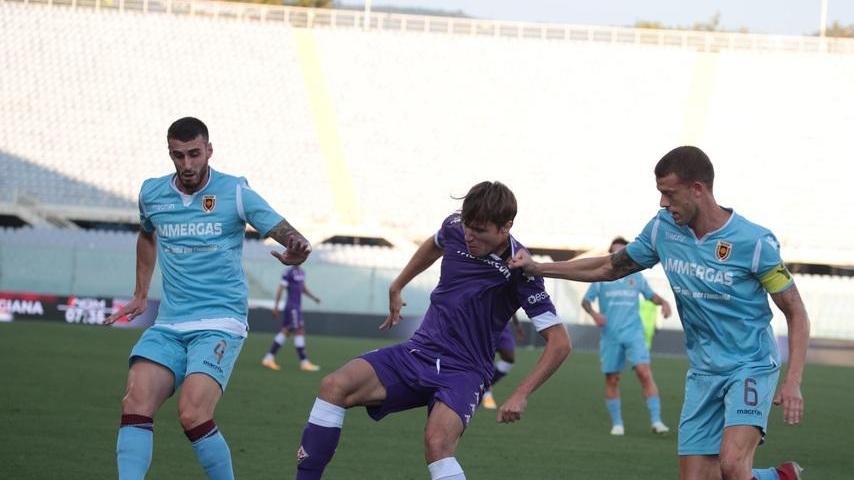 La Regia è ancora un cantiere e la Fiorentina cala la cinquina