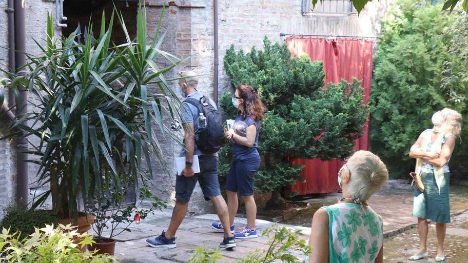 Il trionfo del verde tra giardini e interni La città si riscopre ricca di fascino