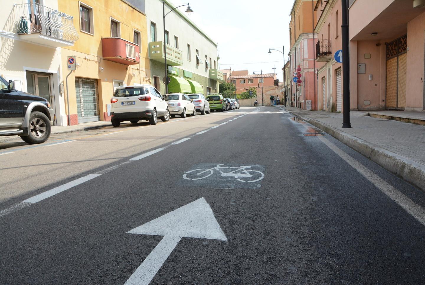 Esplode la protesta dei commercianti: martedì una serrata