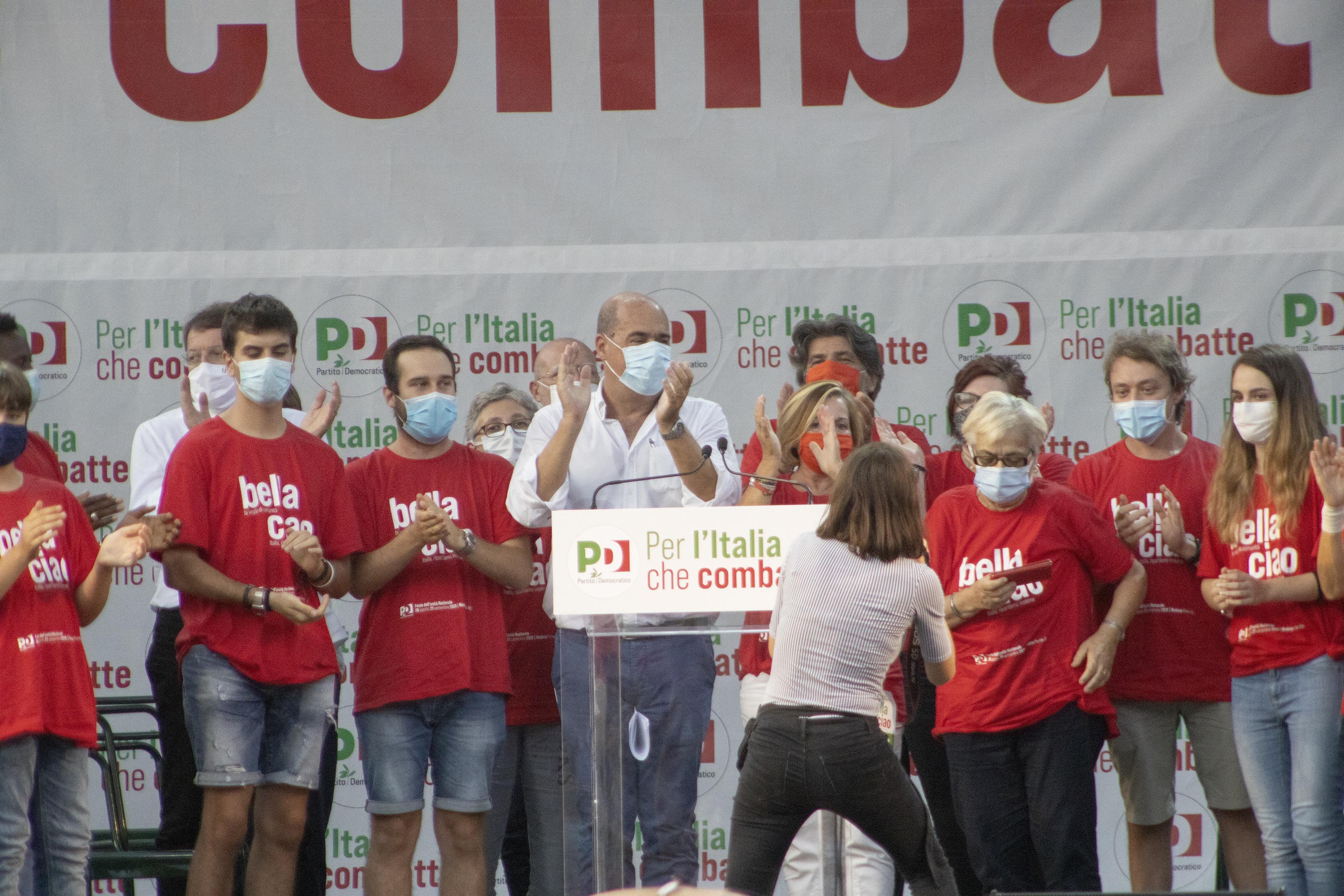 Da Modena Zingaretti lancia una “rinascita” contro tutte le destre 