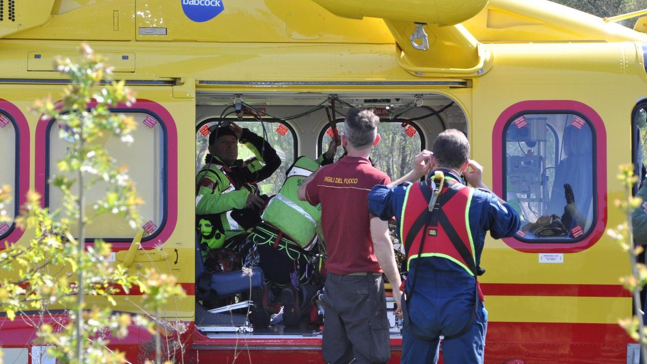 Studente cade da un lucernario accanto alla scuola durante la ricreazione, è grave